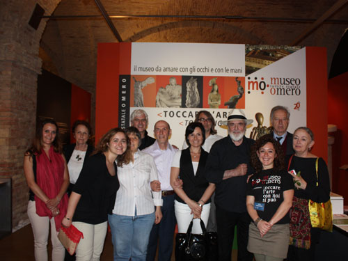 Foto di gruppo al Museo Omero