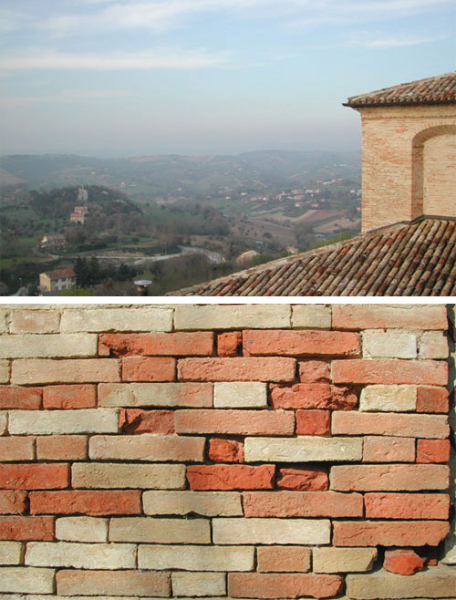 mattoni e cielo di Macerata