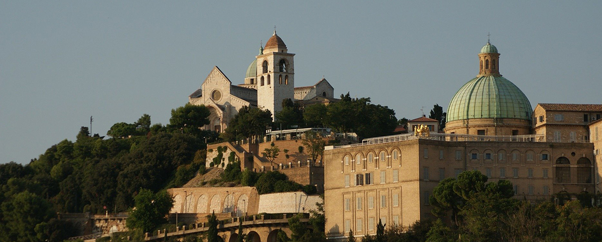 vista del duomo di Ancona